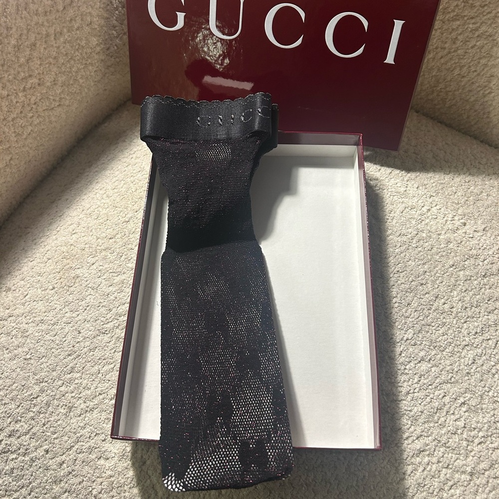 Gucci logo mesh stretch, ankle socks NWT
